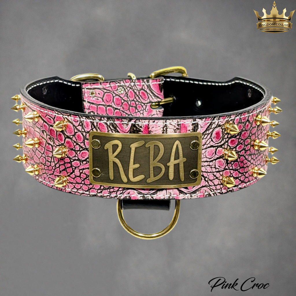 J8 - Coleira personalizada de couro pontiagudo de 2,5" com pedras preciosas