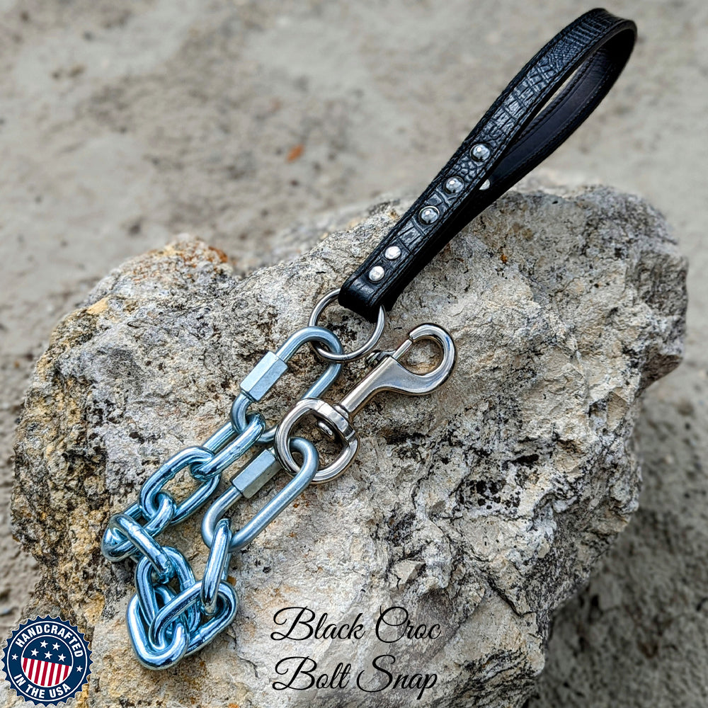 Cabo de couro cravejado com corrente prateada superpesada - 30 pol.