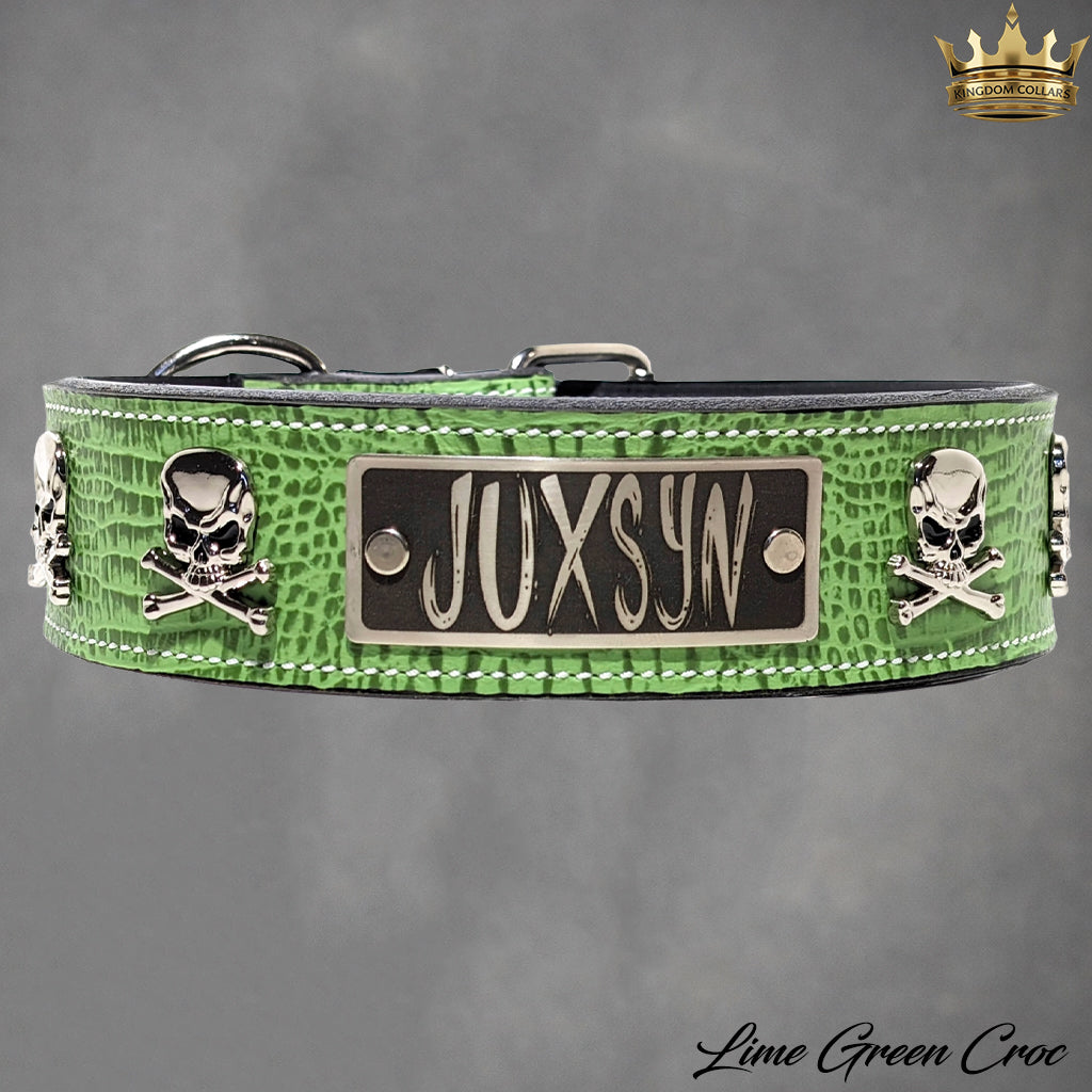 WN6 - Collar de cuero de 2" de ancho con placa de identificación personalizada de cuero, calaveras y huesos cruzados