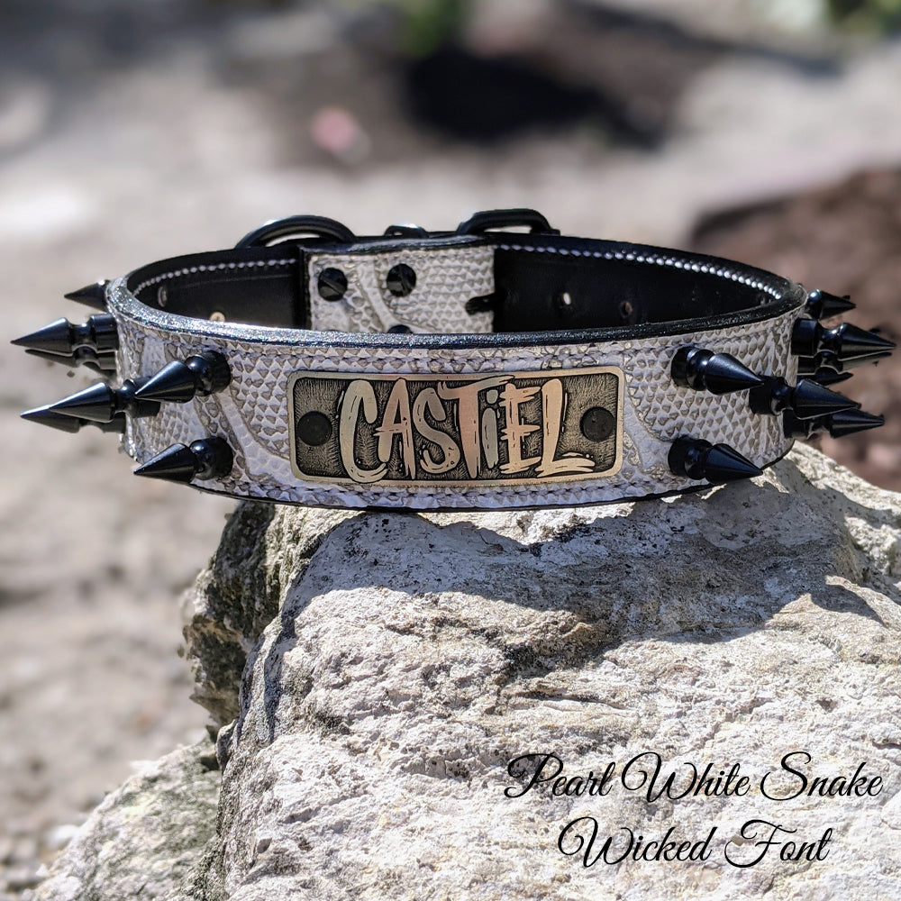 Collar de cuero con pinchos para perro con placa de identificación personalizada de 1,5" de ancho - N16