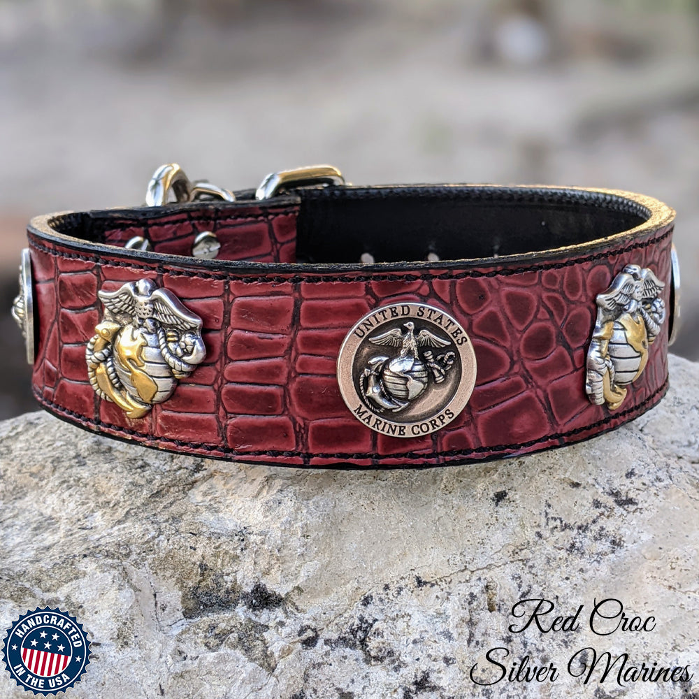 W76 - Collar de cuero para perro de 2" con temática del Cuerpo de Marines